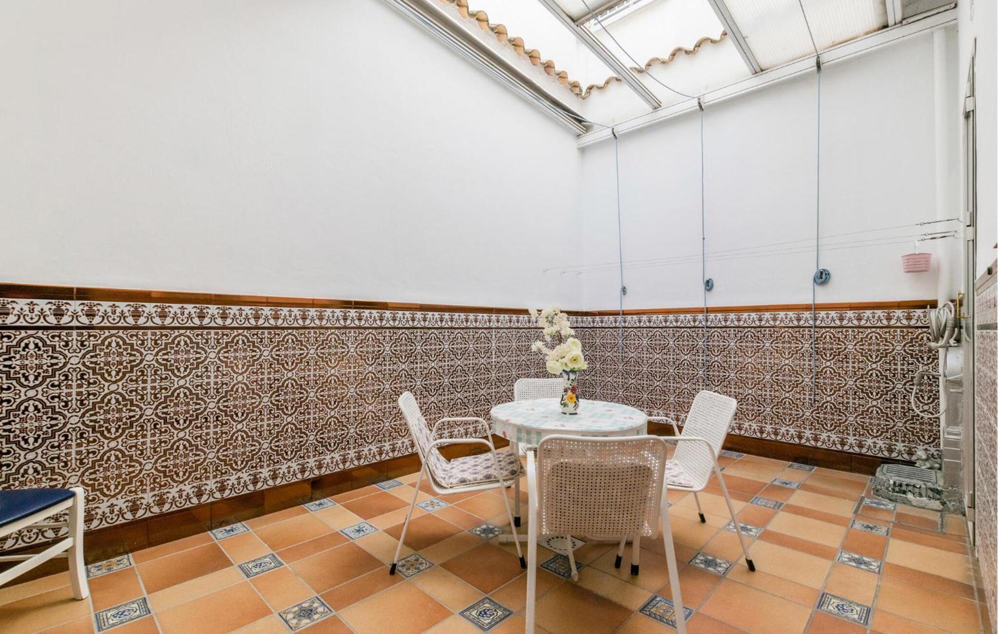 Cozy Apartment In Sevilla With Kitchen Εξωτερικό φωτογραφία